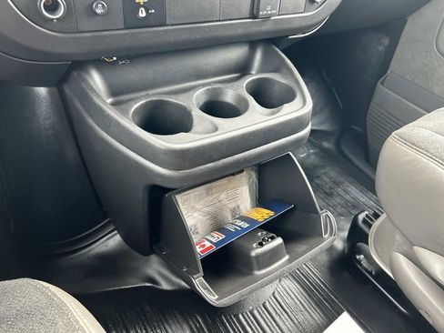 Used 2023 GMC Savana 2500 w/ Driver Convenience Package image 22