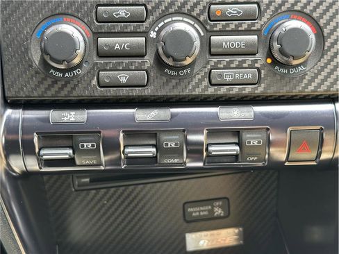 Used 2015 Nissan GT-R Premium AWD/4WD image 27