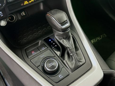 Certified 2024 Toyota RAV4 SE AWD/4WD image 21