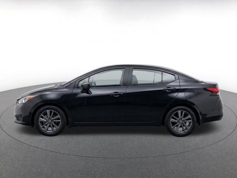 Used 2025 Nissan Versa SV FWD image 4