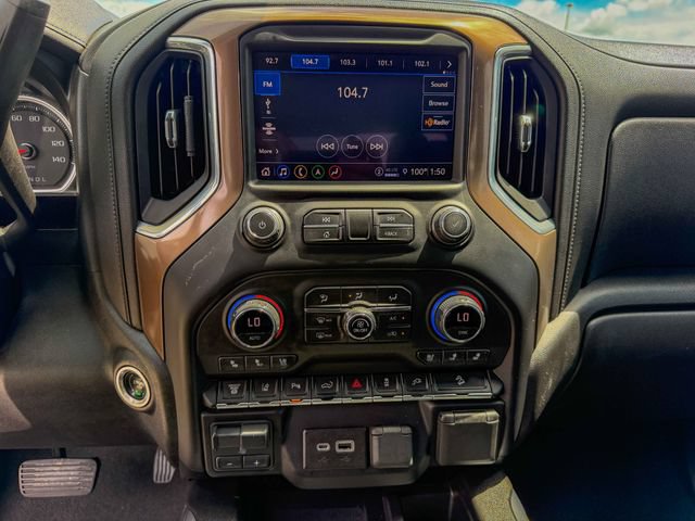 Used 2021 Chevrolet Silverado 3500 High Country w/ Technology Package AWD/4WD image 17