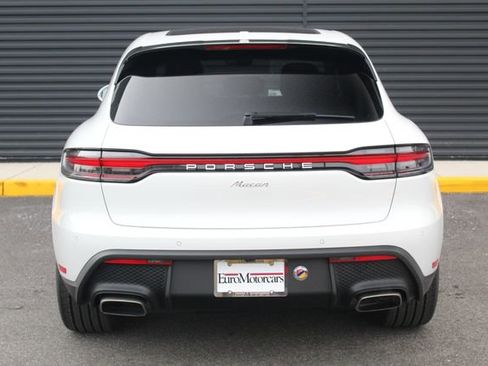 New 2026 Porsche Macan image 7