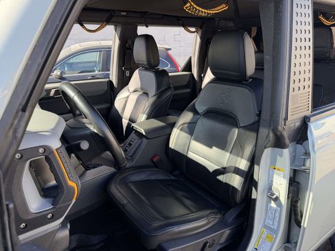 Used 2021 Ford Bronco Badlands w/ Sasquatch Package image 25