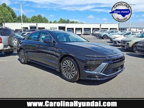 New 2025 Hyundai Sonata SEL image 1