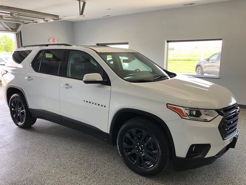 Used 2021 Chevrolet Traverse RS AWD/4WD image 5