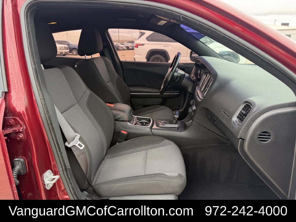 Used 2020 Dodge Charger SXT RWD image 29