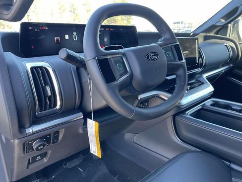 New 2026 Ford Expedition Platinum w/ Stealth Appearance Package image 18