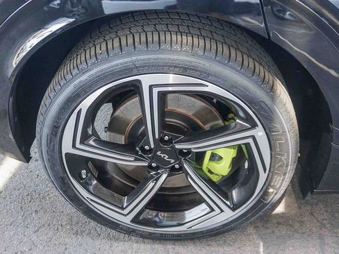 Certified 2023 Kia EV6 GT image 9