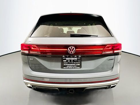 New 2026 Volkswagen Atlas Peak Edition AWD/4WD image 19