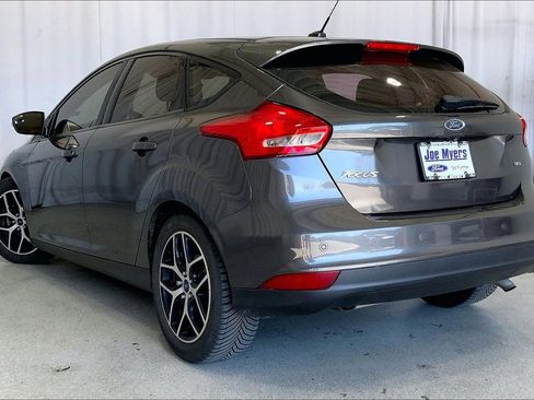 Used 2018 Ford Focus SEL image 5
