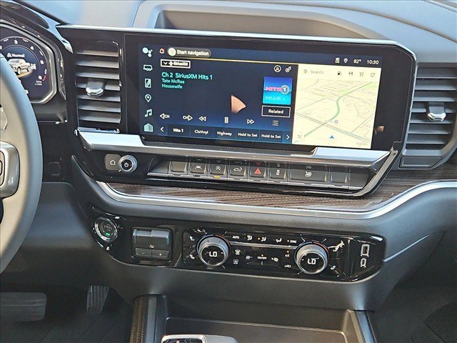 New 2026 Chevrolet Silverado 1500 RST w/ Dark Appearance Package AWD/4WD image 12