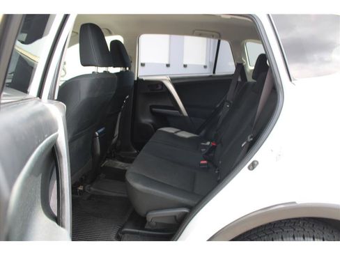 Used 2018 Toyota RAV4 LE w/ All Weather Liner Package AWD/4WD image 12