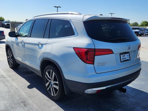 Used 2017 Honda Pilot Elite image 3