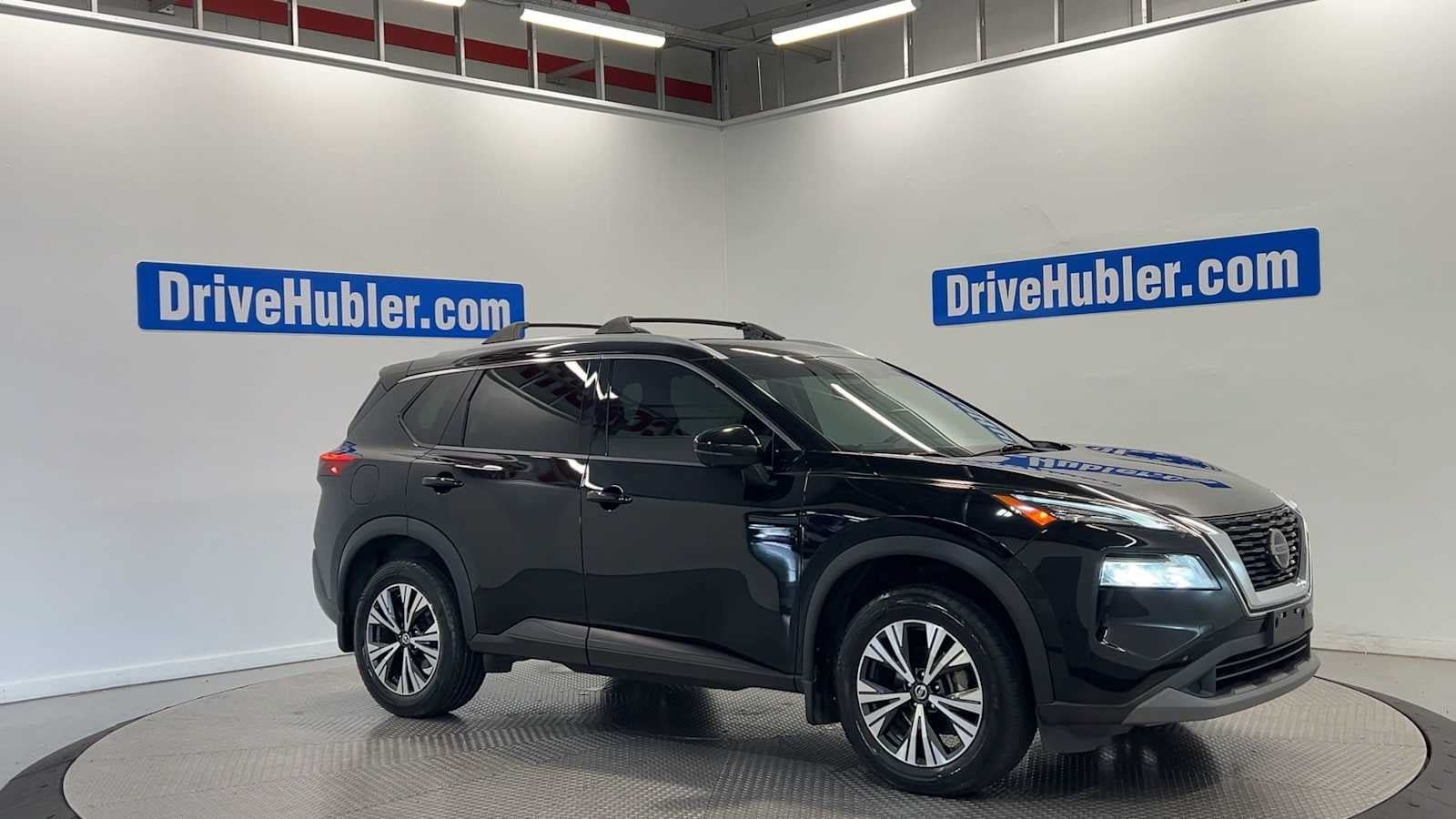 Used 2021 Nissan Rogue SV w/ Premium Package AWD/4WD image 2