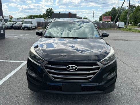 Used 2016 Hyundai Tucson SE w/ Option Group 02 AWD/4WD image 11