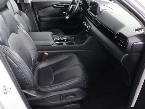 Used 2023 Honda Pilot Touring image 26