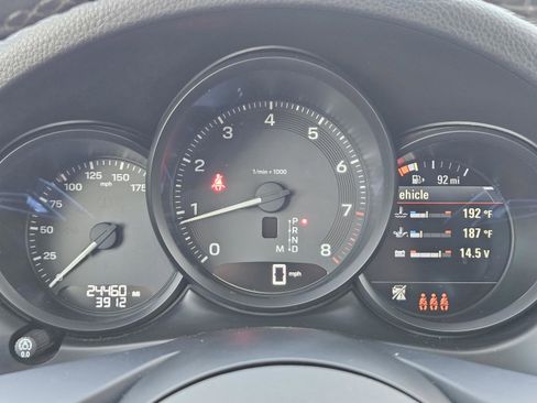 Certified 2023 Porsche Macan Turbo image 16