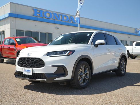 Certified 2026 Honda HR-V LX image 1