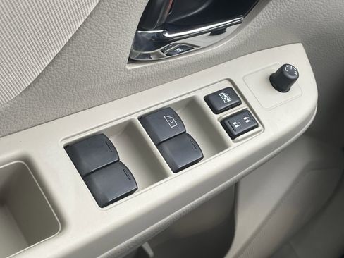 Used 2014 Subaru Crosstrek 2.0i Premium w/ Moonroof Package image 16