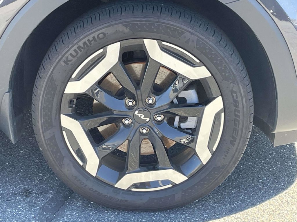 Used 2025 Kia Telluride S FWD image 10