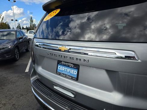 Certified 2023 Chevrolet Suburban LT image 21