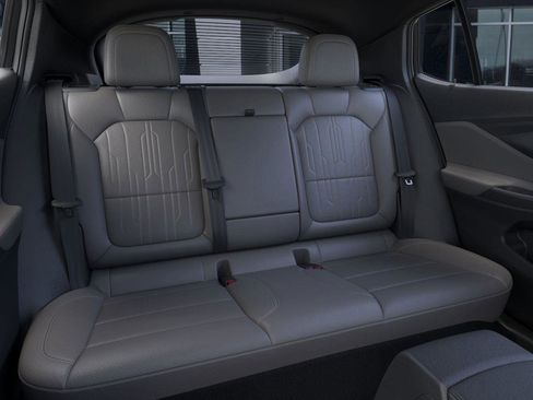 New 2026 Buick Envista Avenir image 17