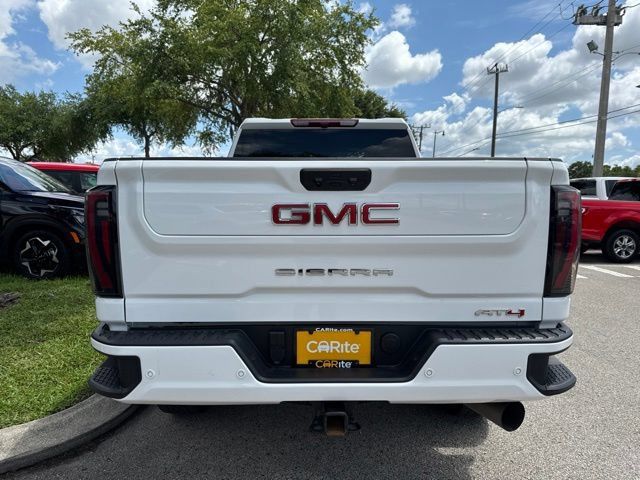 Used 2025 GMC Sierra 2500 AT4 AWD/4WD image 6