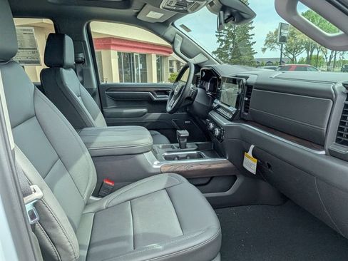 New 2026 GMC Sierra 1500 SLT w/ SLT Premium Plus Package AWD/4WD image 30