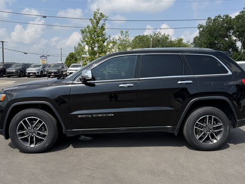 Used 2019 Jeep Grand Cherokee Limited AWD/4WD image 8