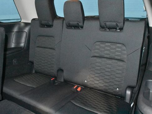 Certified 2025 Nissan Pathfinder SV AWD/4WD image 20