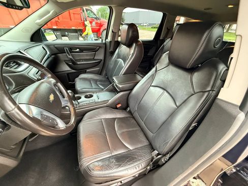 Used 2016 Chevrolet Traverse LT AWD/4WD image 13