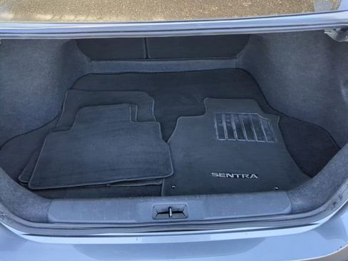 Used 2024 Nissan Sentra SV FWD image 12