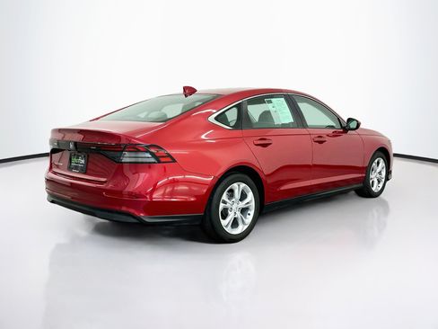 Used 2024 Honda Accord LX image 9
