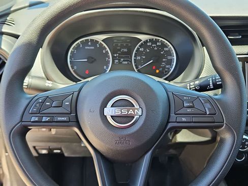 Used 2023 Nissan Kicks S FWD image 19