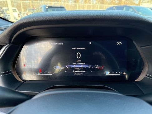 Used 2022 Jeep Grand Cherokee Altitude image 10