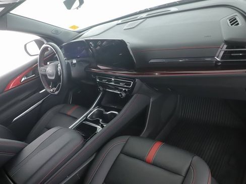 Used 2025 Chevrolet Traverse RS w/ LPO, Floor Liner Package image 34