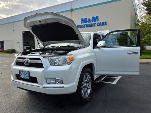 Used 2012 Toyota 4Runner Limited image 25