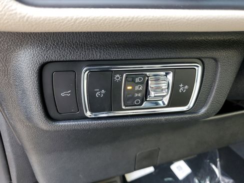 New 2026 Lincoln Corsair Reserve image 14