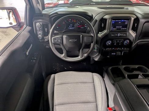Used 2025 Chevrolet Silverado 1500 Custom Trail Boss AWD/4WD image 16