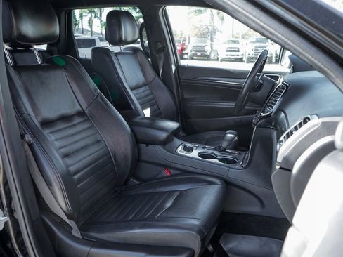 Used 2019 Jeep Grand Cherokee Limited X image 38