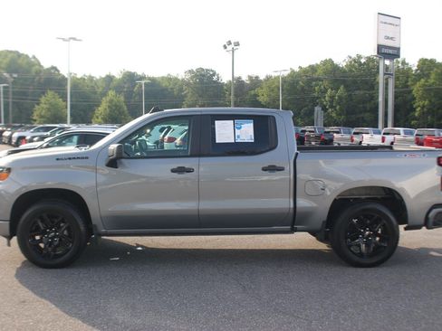 Used 2024 Chevrolet Silverado 1500 Custom w/ LPO, Dark Essentials Package AWD/4WD image 4