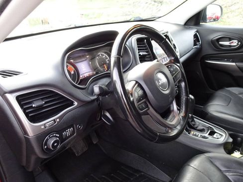 Used 2020 Jeep Cherokee Limited AWD/4WD image 15