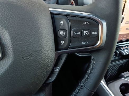 New 2026 RAM 3500 Laramie AWD/4WD image 25