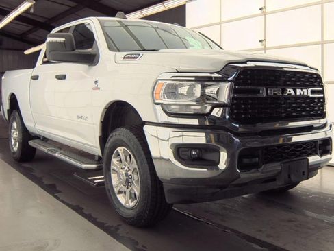 Used 2024 RAM 2500 Big Horn image 1