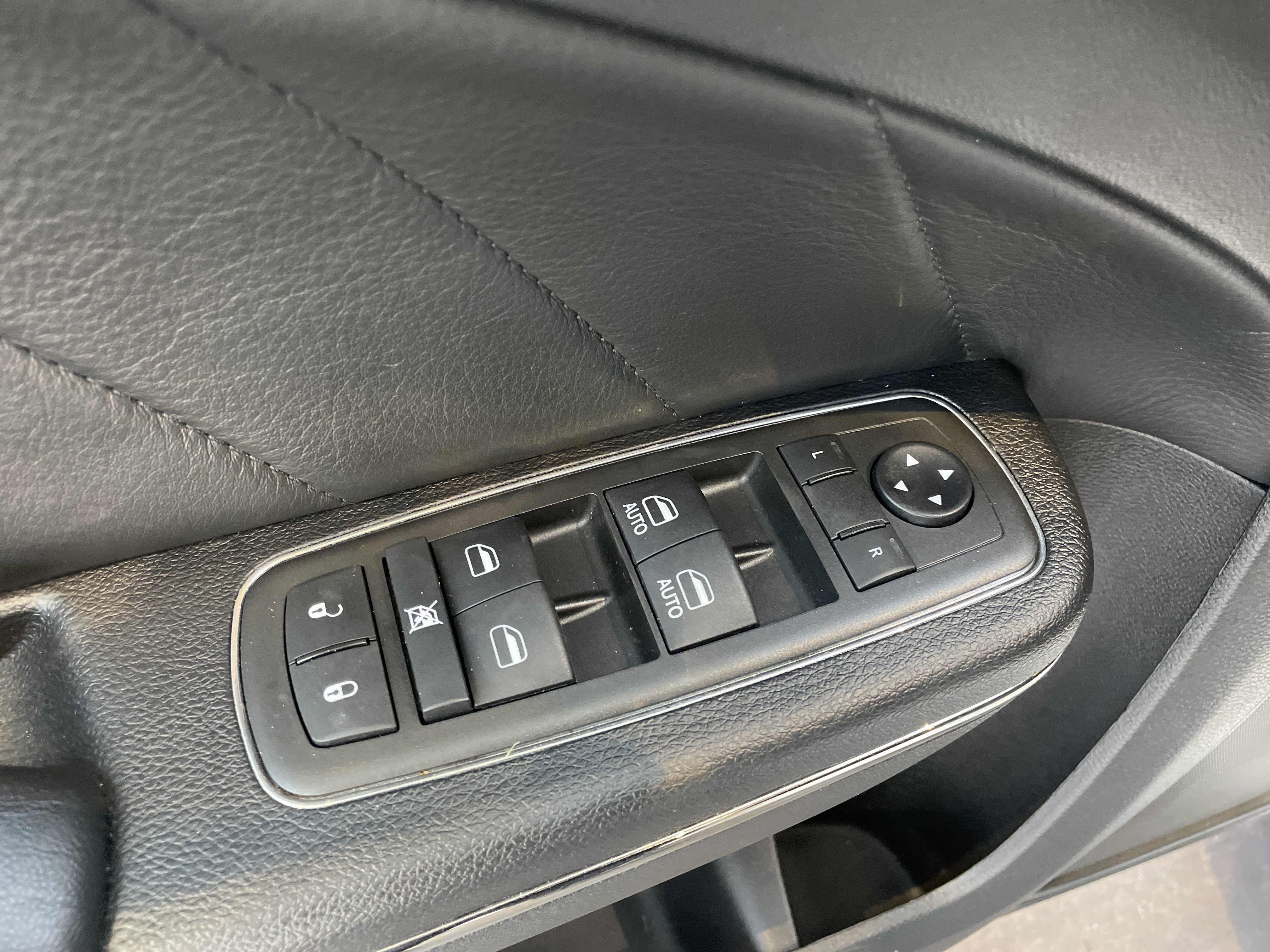 Used 2021 Dodge Charger SRT Hellcat RWD image 17