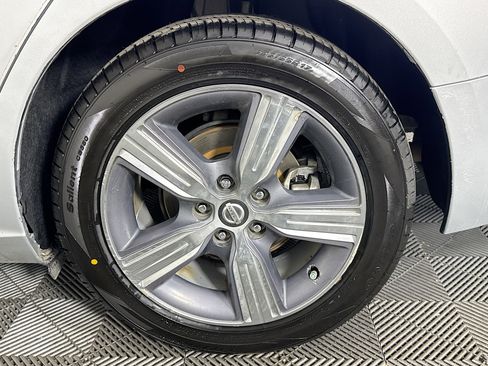 Used 2019 Nissan Altima 2.5 SV image 36