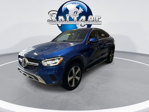 Used 2023 Mercedes-Benz GLC 300 4MATIC Coupe image 4