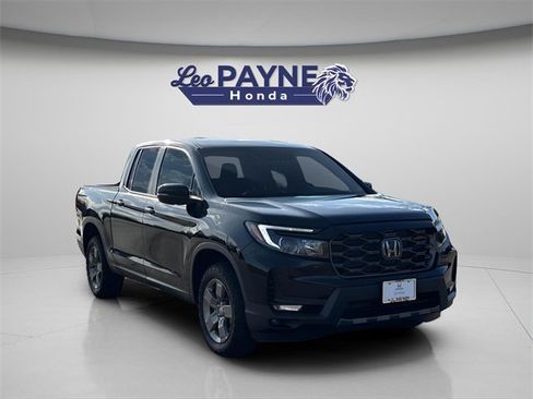 Certified 2025 Honda Ridgeline TrailSport image 2