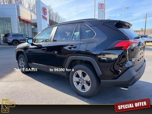 Used 2025 Toyota RAV4 XLE image 7