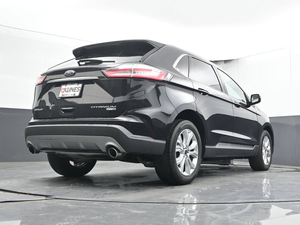 Used 2020 Ford Edge Titanium AWD/4WD image 22